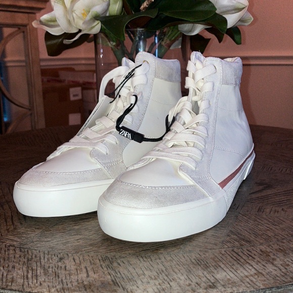 Zara Hi-Top Sneakers - Picture 2 of 9